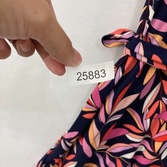 New Maggy London size 16W Multi Color Leaf Stretch Wrap Belted Dress Feminine - Picture 11 of 11